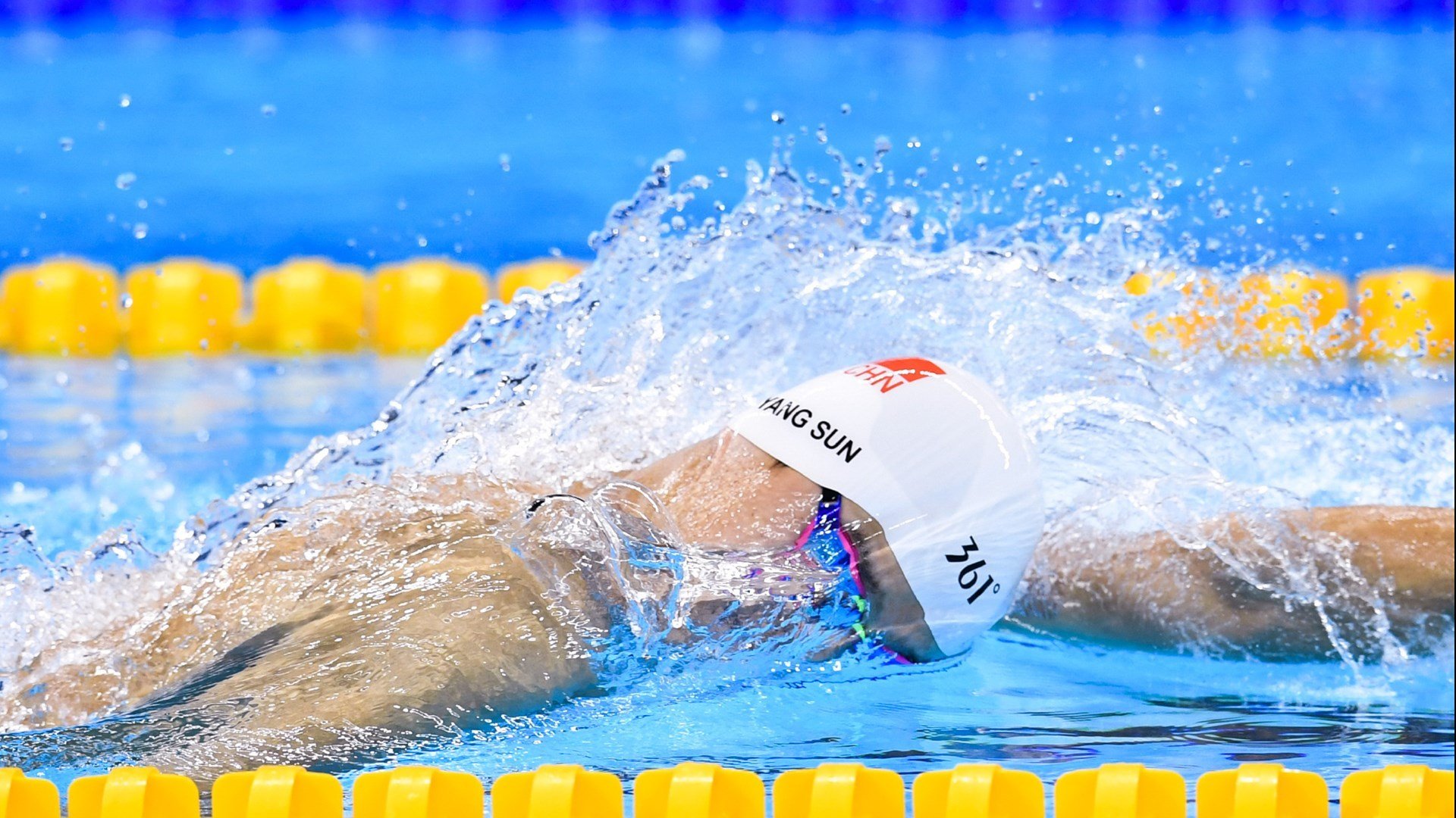 巴萨主场2-1战胜马竞,德比战取胜,巴萨2-3不敌马竞